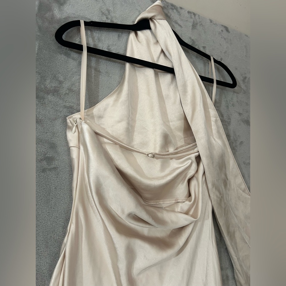NWT Hello Molly Athenian satin maxi dress - Picture 13 of 16